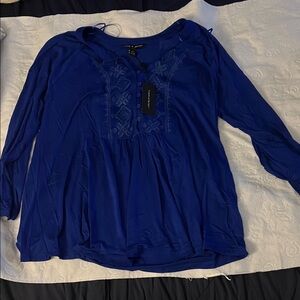 NWT Cable and Gauge Royal Blue Blouse with Embroidery